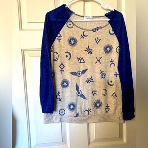 Gabriella Rocha Alchemical Sweatshirt lightweight, Heather Blue Creamy Tan, SZ L